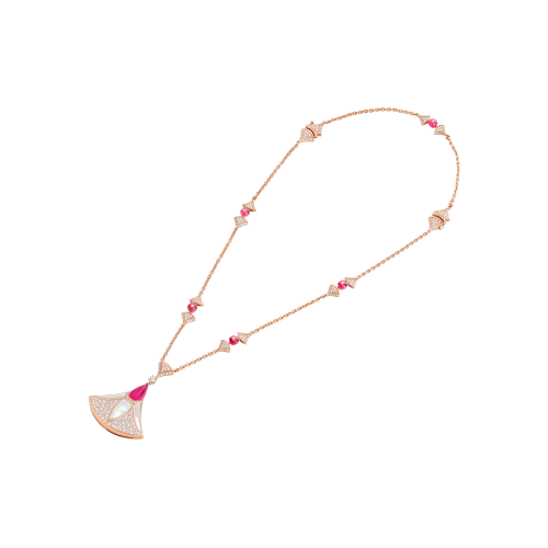Accedi alla scheda di Bulgari COLLANA DIVAS' DREAM IN ORO ROSA CON RUBELLITE, MADREPERLA E PAV&Eacute; DI DIAMANTI - CL859983 - CL859983