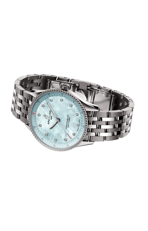 Accedi alla scheda di Breitling NAVITIMER 32 - A77320171C1A1