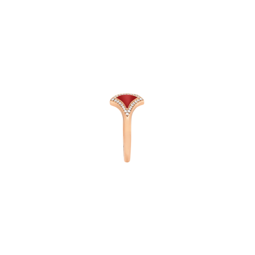Accedi alla scheda di Bulgari ANELLO DIVINA IN ORO ROSA CON DIAMANTI E CORNIOLA - AN859849