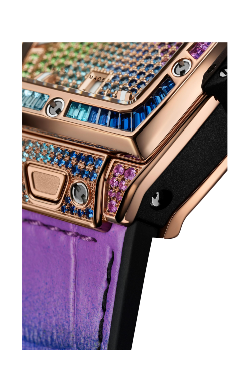 Accedi alla scheda di Hublot SPIRIT OF BIG BANG KING GOLD RAINBOW 32 MM - 682.OX.9900.LR.0999