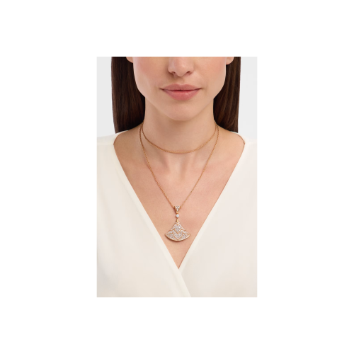 Accedi alla scheda di Bulgari COLLANA DIVAS' DREAM IN ORO ROSA FULL PAV&Eacute; DI DIAMANTI - CL860411