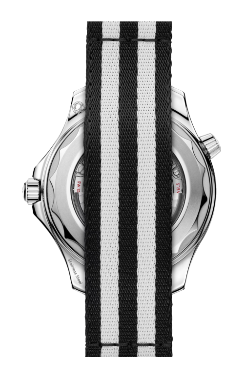 Accedi alla scheda di Omega SEAMASTER DIVER 300M 42 MM, ACCIAIO SU NATO - 210.32.42.20.01.005