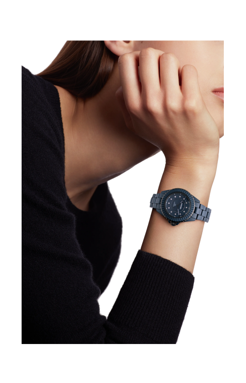 Accedi al prodotto correlato Chanel J12 CALIBRO 12.2, 33 MM - LIMITED EDITION - H9657