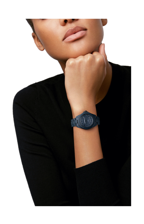 Accedi al prodotto correlato Chanel J12 CALIBRO 12.1, 38 MM - LIMITED EDITION - H9632