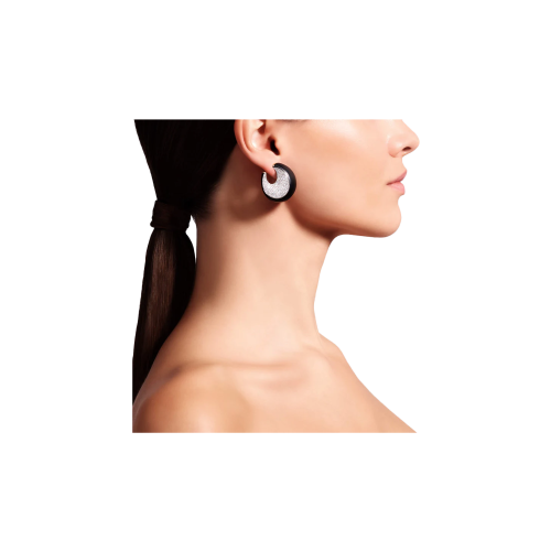 Accedi alla scheda di Vhernier ORECCHINI PIROUETTE IN ORO BIANCO, GIAIETTO E DIAMANTI - PG0623B0630