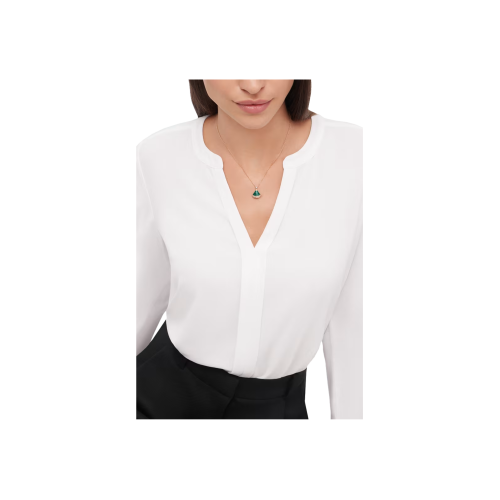 Accedi al prodotto correlato Bulgari COLLANA DIVAS' DREAM MIN ORO ROSA CON ELEMENTO IN MALACHITE E PAV&Eacute; DI DIAMANTI - CL860210