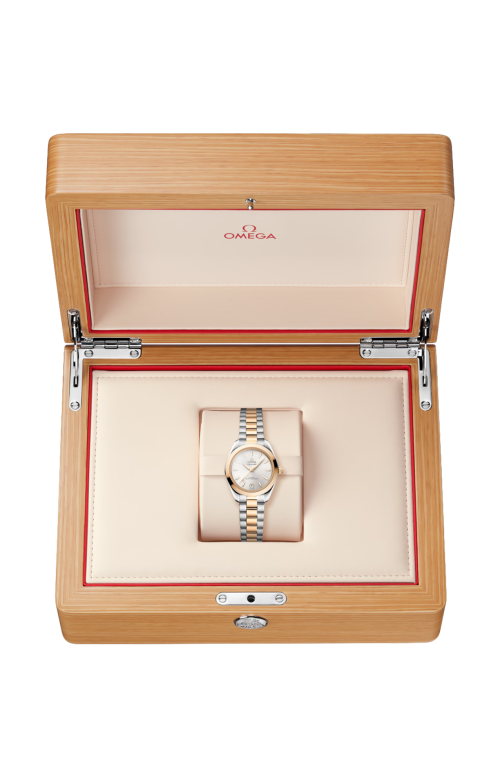 Accedi al prodotto correlato Omega SEAMASTER AQUA TERRA 150M 30 MM, ACCIAIO-ORO MOONSHINE&trade; SU ACCIAIO-ORO MOONSHINE&trade; - 220.20.30.20.02.001
