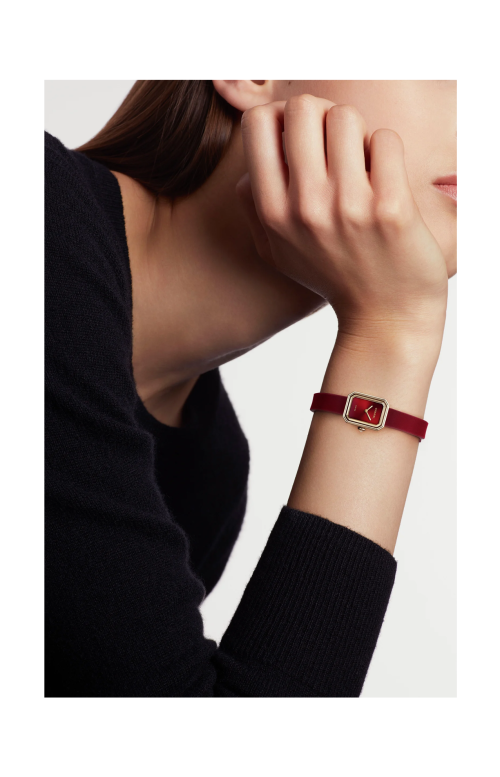 Accedi al prodotto correlato Chanel PREMI&Egrave;RE RUBAN ROUGE - H9857