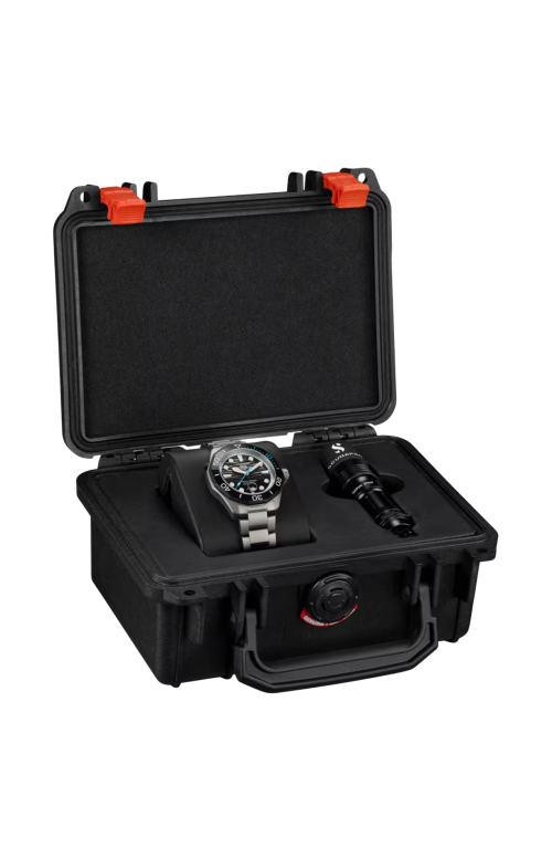 Accedi al prodotto correlato Tag Heuer TAG HEUER AQUARACER PROFESSIONAL 500 DATE - LIMITED EDITION - WBP5182.BF0010
