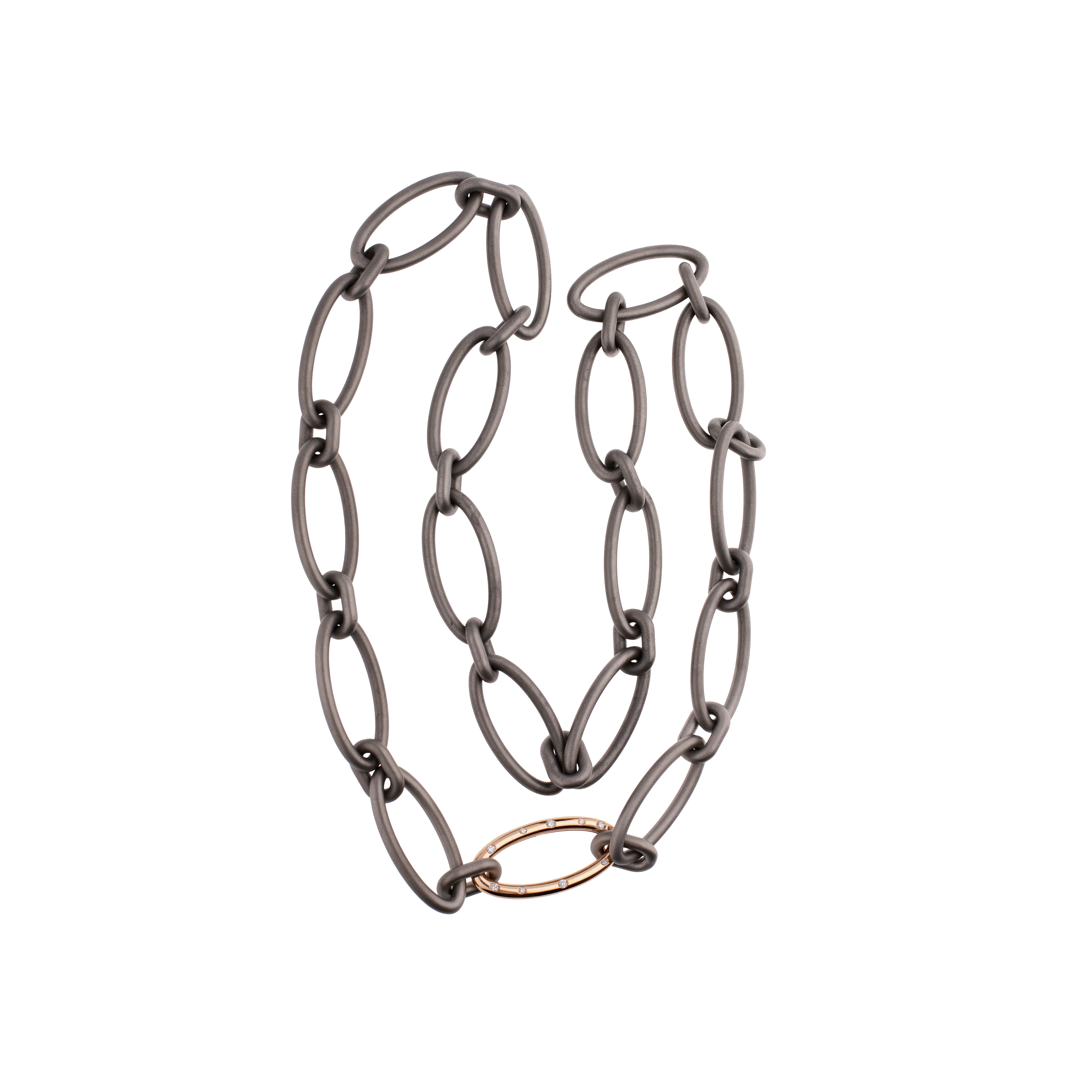 Mano | J . | COLLANA A MAGLIE OVALI IN TITANIO SABBIATO,  ORO ROSA E DIAMANTI - CCO14RGDWH (1)
