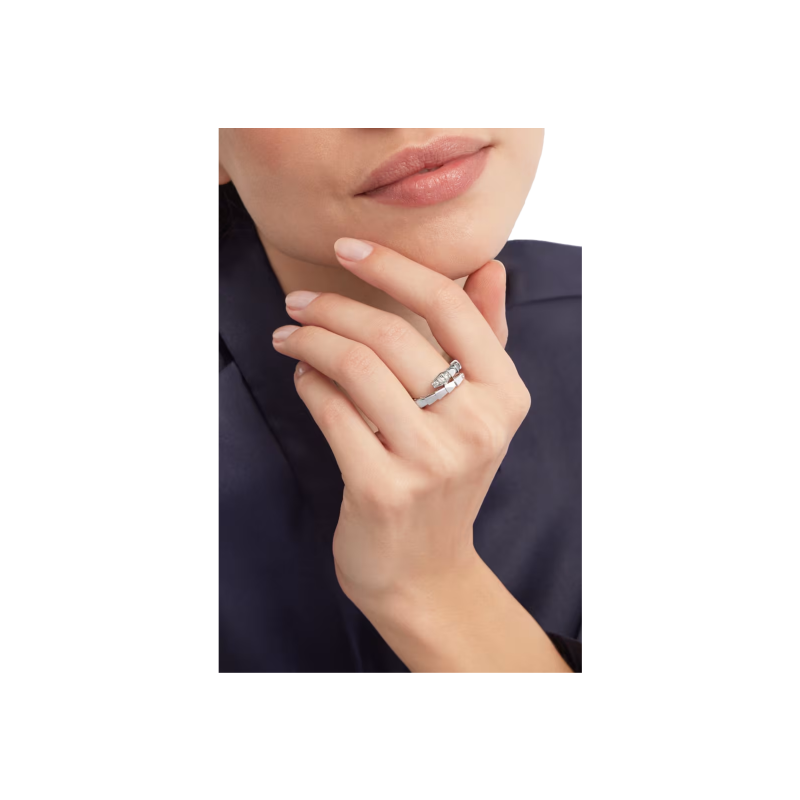 Bulgari | ANELLO SERPENTI VIPER IN ORO BIANCO E DIAMANTI - AN859915 (2)