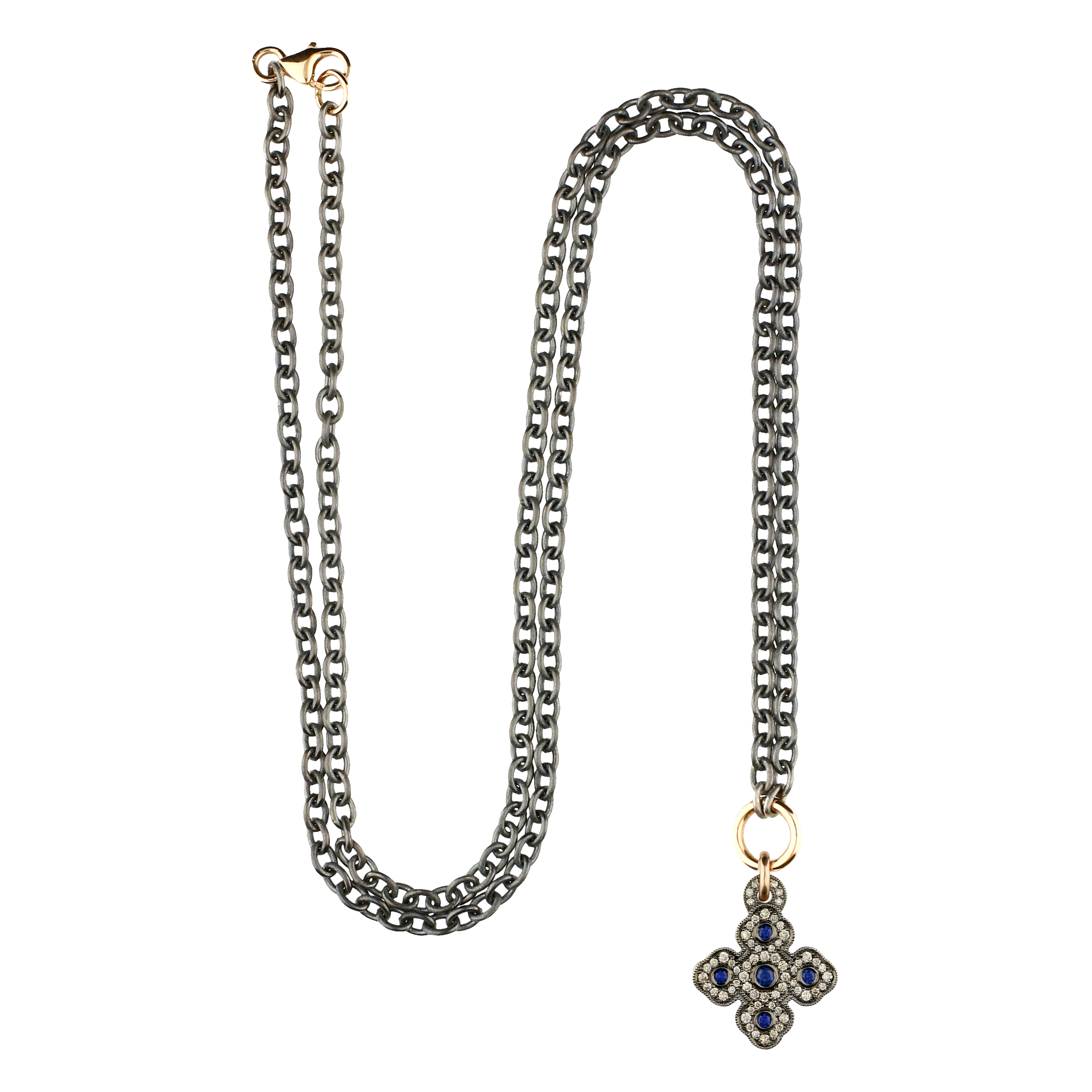 Bartorelli Italian Jewels | Collana con ciondolo croce in oro brunito, diamanti brown e zaffiri blu - VP25819DBSBX09 (3)